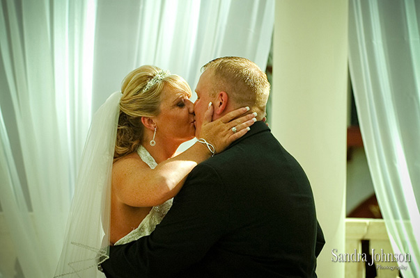 Best Gaylord Palms Resort Wedding Photos - Sandra Johnson (SJFoto.com)